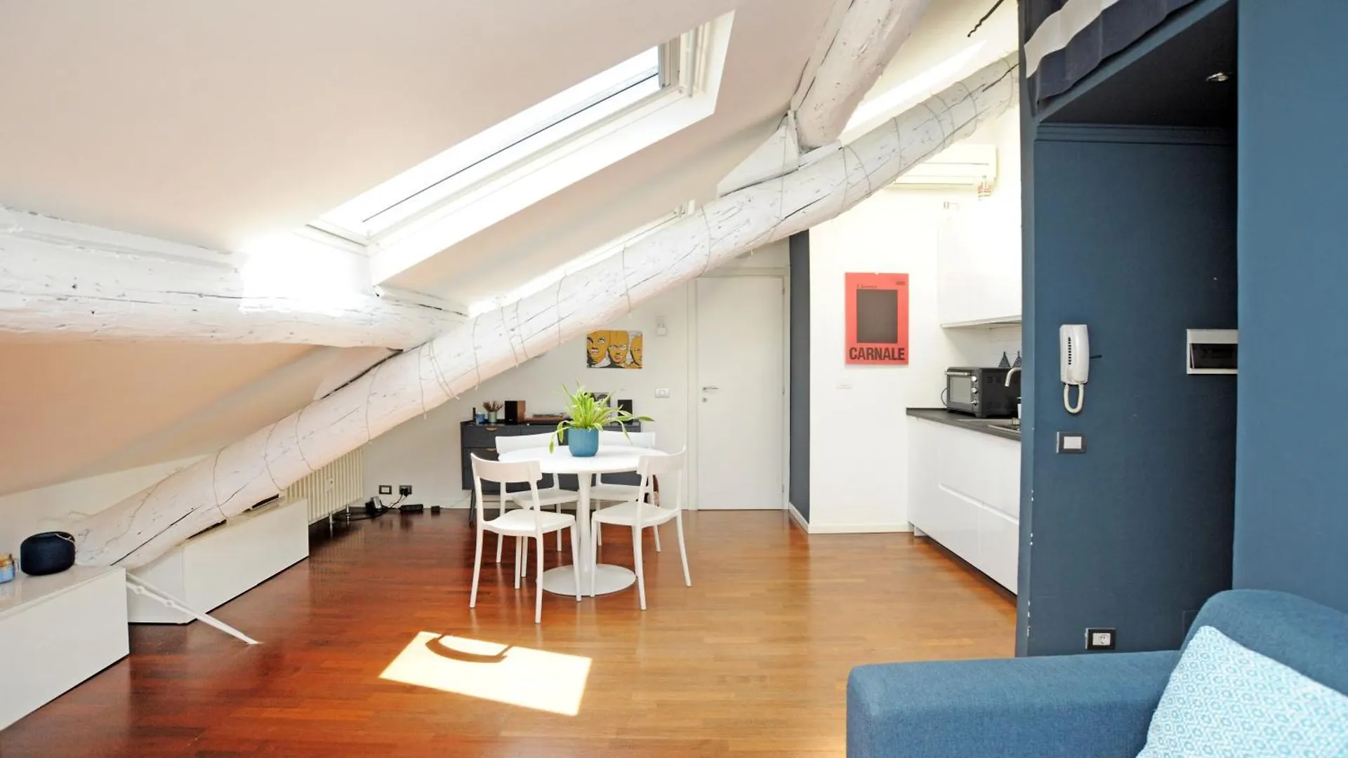 Castelvetro Apartment Milan Italy